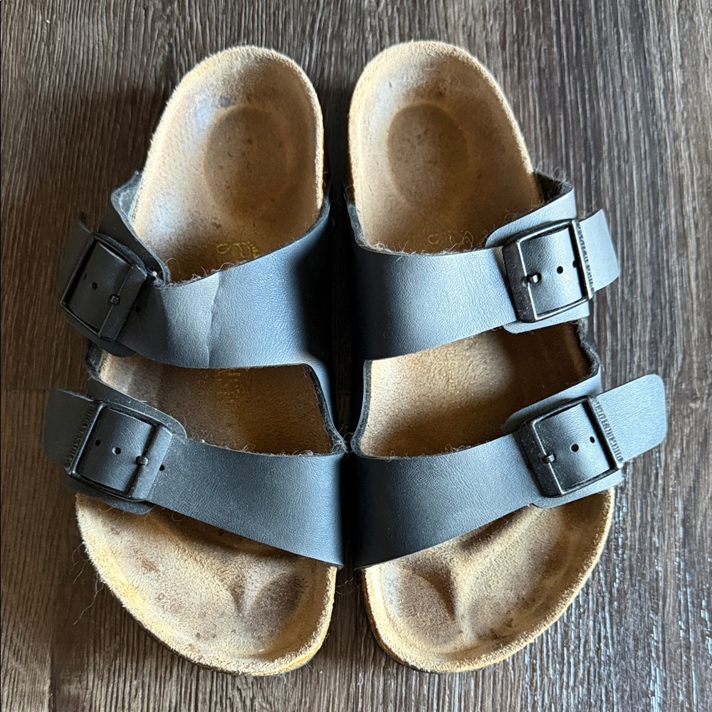 Birkenstock Women’s Black Double-Strap Buckle Sandals